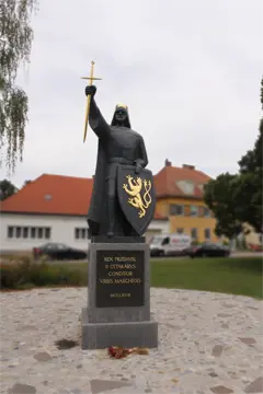 Marchfeld, Marchegg, Statue Přemysl Ottokar II.