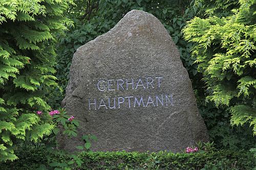 Hiddensee, Grab von Gerhart Hauptmann