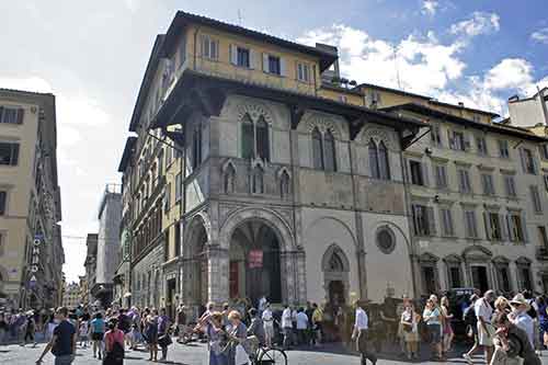 Toskana: Florenz, Piazza del Duomo, Loggia del Bigallo