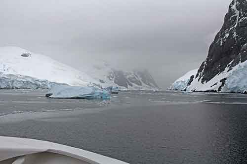Antarktische Halbinsel, Lemaire-Kanal
