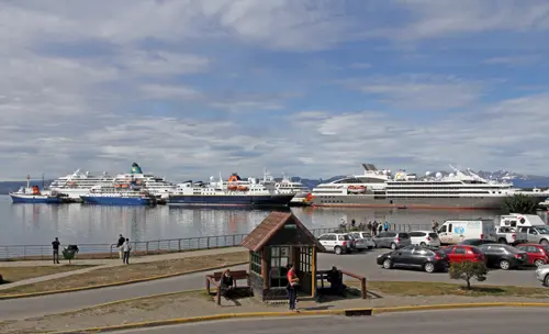 Ushuaia, Hafen, Kreuzfahrtschiffe