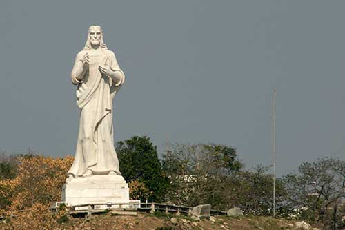 Estatua El Cristo de La Habana