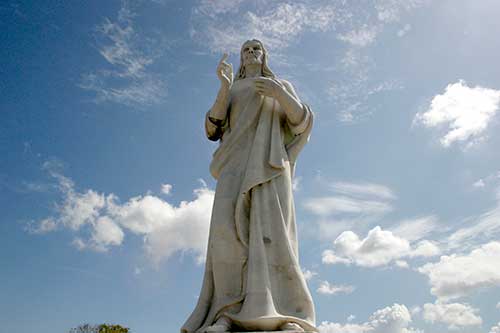 Estatua El Cristo de La Habana