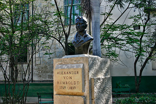 >Büste von Alexander von Humboldt