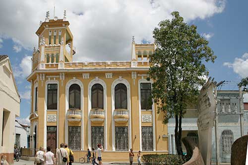 Sancti Spíritus, Calle Independencia Sur