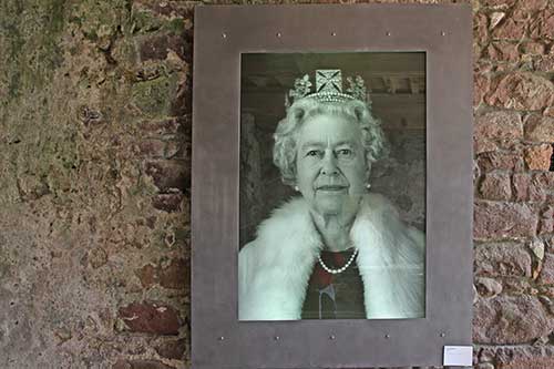 St Martin, Mont Orgueil Castle, Elizabeth II., Hologramm