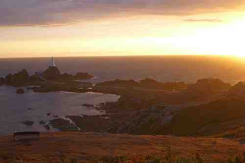 Jersey, Sonnenuntergang am Leuchtturm Corbiere
