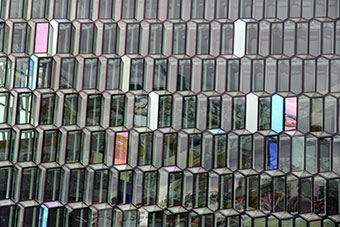 Harpa, Fassade außen