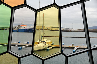 Harpa, innen