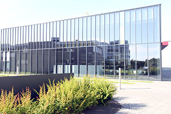 Universität, neues Fakultätsgebäude