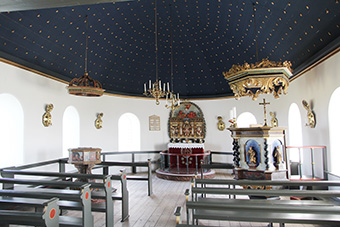 Kirche von Þingeyrar, innen