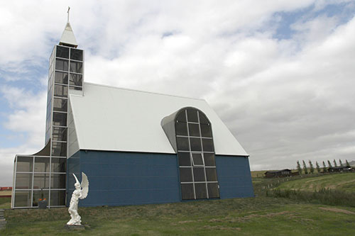 Úthlíð, Kirche