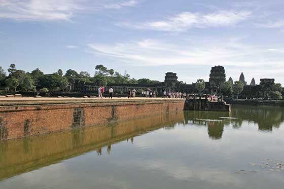 Angkor, Angkor Wat, Prozessionsstraße