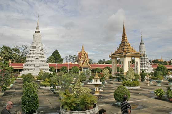 Phnom Penh, Pagodenhof