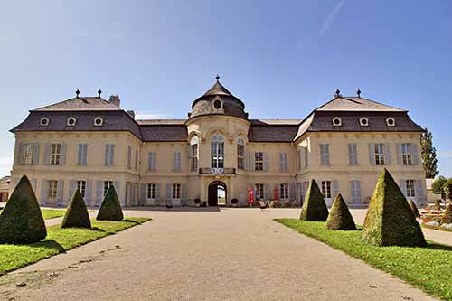 Marchfeld Schloss Niederweiden Gartenseite