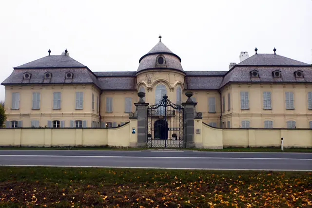 Marchfeld, Schloss Niederweiden Westfront