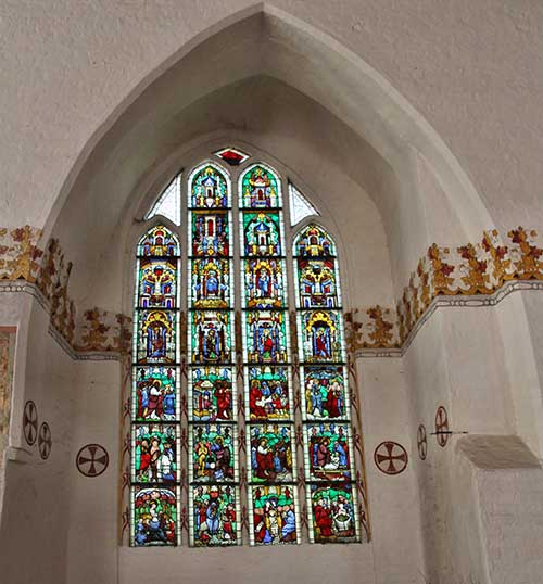 Wismar, Heiligen-Geist-Kirche Gotisches Glasfenster