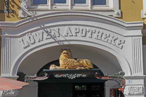 Wismar, Löwen-Apotheke am Hopfenmarkt
