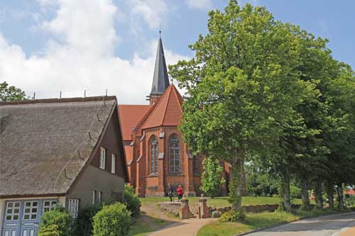 Wustrow Kirche