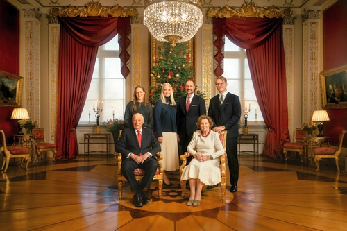 Christmas 2025, Merry Christmas from the Red Parlour