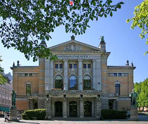 Oslo, Nationaltheater Eingang