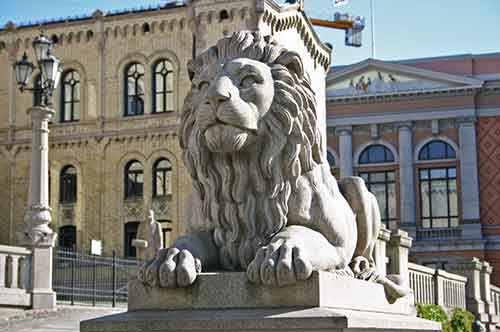 Oslo, Parlament Löwe