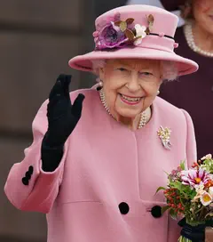 Elizabeth II 2021
