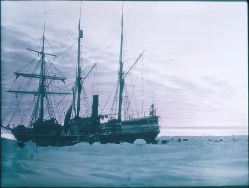 Frank Hurley, Endurance in der Antarktis, 1915
