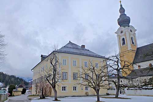 Altenmarkt, Pfarrkirche, Dechantshof