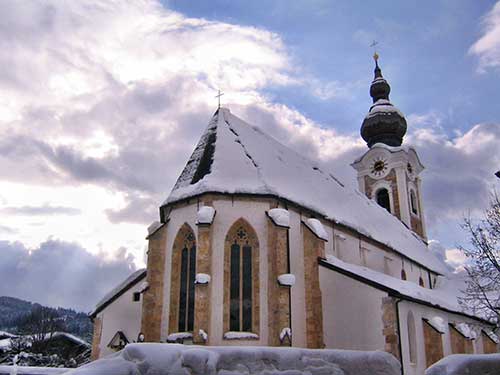 Altenmarkt, Pfarrkirche außen