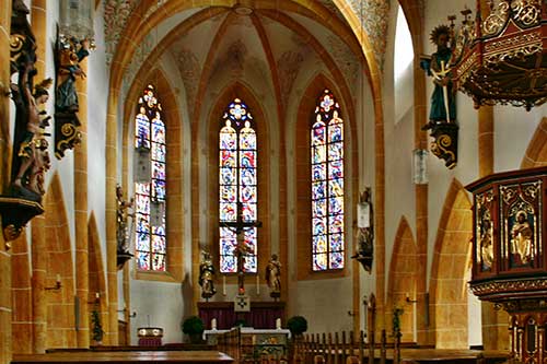 Altenmarkt, Pfarrkirche innen, Hochaltar
