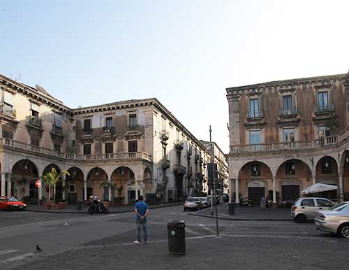 Catania, Colonnato Romano