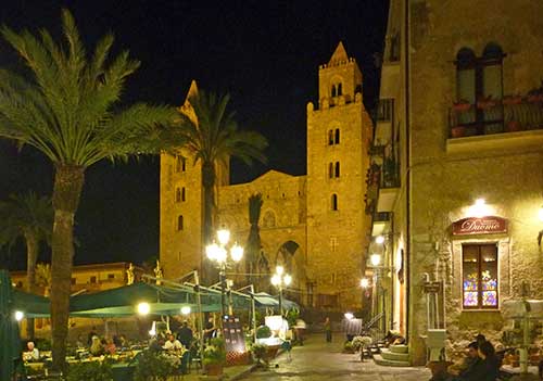 Cefalù, Piazza Duomo