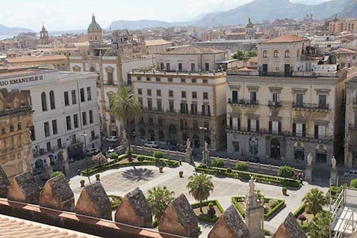 Palermo, Cattedrale Maria SS. Assunta, Domplatz