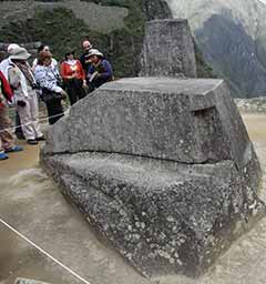 Machu Picchu, Intihuatana-Sonnenuhr