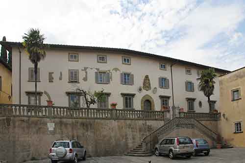 Toskana: Fiesole, Piazza  Mino da Fiesole, Palazzo Vescovile