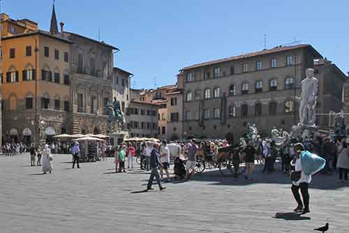 Toskana: Florenz, Piazza della Signoria, Tribunale di Mercatanzia