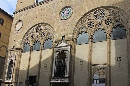 Florenz, Orsanmichele, Wappen-Medaillon