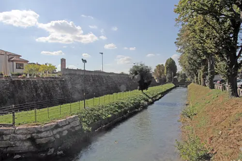 Treviso, Wallmauer bei der Porta San Tommaso