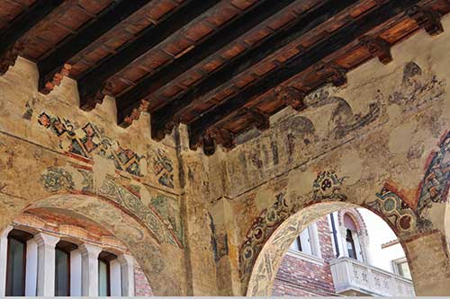 Treviso, Fresken der Loggia dei Cavalieri