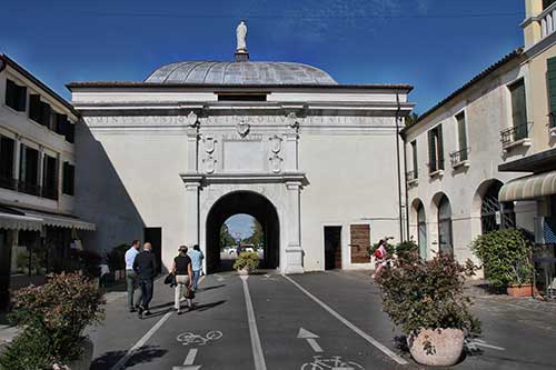 Treviso, Porta San Tommaso innen